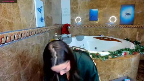 Snapshot of mira_karter chatting on 12, 1, 2025 Mira online show from 12, 1, 2025