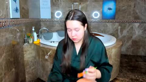 Snapshot of mira_karter chatting on 5, 3, 2025 Mira online show from 5, 3, 2025