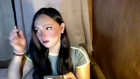 Snapshot of mira_luna222 chatting on 15, 3, 2026 Mira Bella online show from 15, 3, 2026