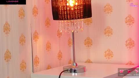 mira_lynxx online show from 15, 1, 2026