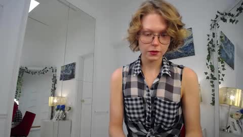 mira_marni online show from 6, 10, 2025