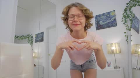 mira_marni online show from 12, 11, 2025