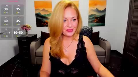 Snapshot of mira_whitme chatting on 22, 11, 2025 Mira online show from 22, 11, 2025