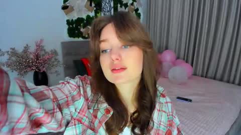 Emma online show from 5, 3, 2025