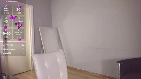 Snapshot of miradiaz chatting on 2, 12, 2024 Meera online show from 2, 12, 2024