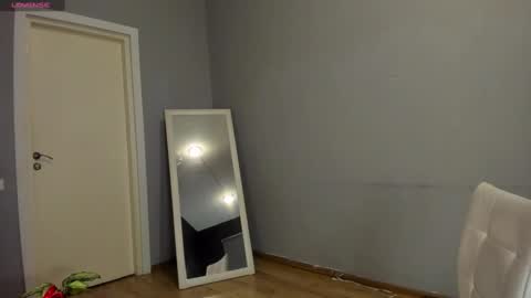 Snapshot of miradiaz chatting on 9, 3, 2025 Meera online show from 9, 3, 2025