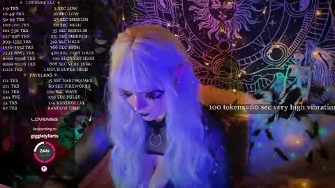 Snapshot of mirareed chatting on 3, 11, 2025 mirareed online show from 3, 11, 2025