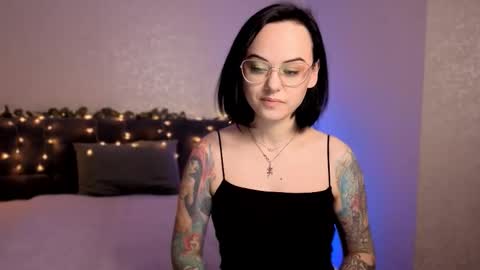 MiraSkyy online show from 14, 12, 2025