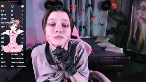 Snapshot of miravelle chatting on 23, 10, 2025 MiraVelle online show from 23, 10, 2025