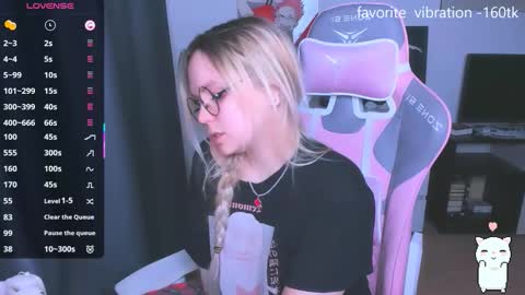 Snapshot of miray_kuriyama chatting on 15, 11, 2025 Kira online show from 15, 11, 2025