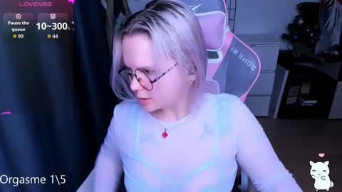 Snapshot of miray_kuriyama chatting on 18, 3, 2026 Kira online show from 18, 3, 2026