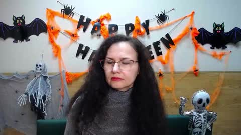 Miroslava Happi online show from 26, 10, 2025