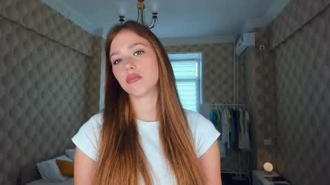 Jennifer online show from 26, 9, 2025