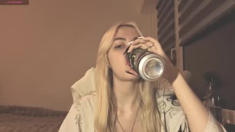 Misa online show from 4, 12, 2025