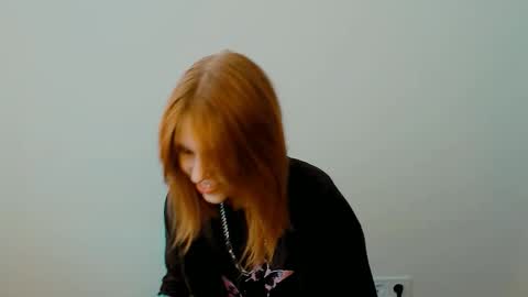 misaki_chan_ online show from 25, 9, 2025