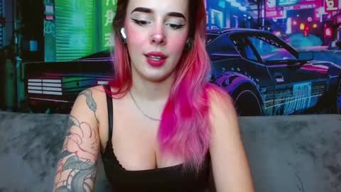 Snapshot of misdomix chatting on 21, 11, 2025 Mis Domix Kate online show from 21, 11, 2025