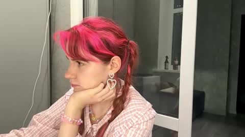 Molly online show from 14, 9, 2025