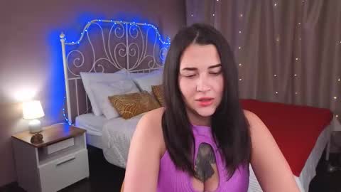 miss____mira online show from 29, 9, 2025