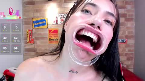 Snapshot of miss___charlotte chatting on 6, 3, 2025 Charlotte online show from 6, 3, 2025