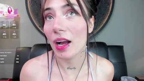 Snapshot of miss___charlotte chatting on 11, 3, 2025 Charlotte online show from 11, 3, 2025