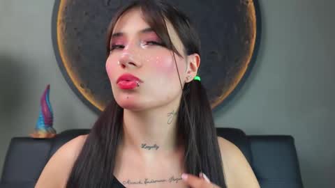 Snapshot of miss___charlotte chatting on 18, 3, 2026 Charlotte online show from 18, 3, 2026