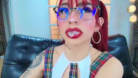 Snapshot of miss__abigail chatting on 17, 10, 2025 Abigail online show from 17, 10, 2025