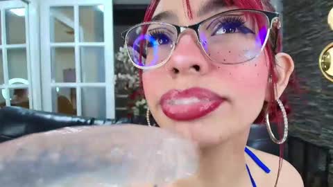 Snapshot of miss__abigail chatting on 6, 11, 2025 Abigail online show from 6, 11, 2025