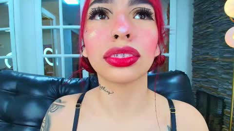 Snapshot of miss__abigail chatting on 14, 11, 2025 Abigail online show from 14, 11, 2025