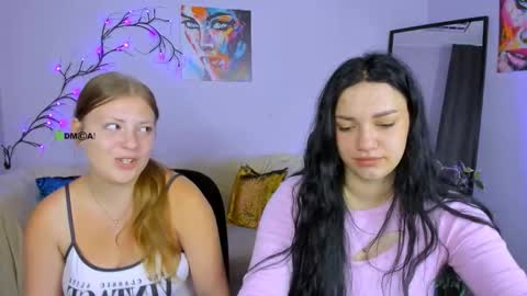 Snapshot of miss__ella chatting on 10, 9, 2025 miss__ella online show from 10, 9, 2025