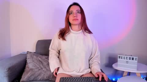 Alexa Sarmiento online show from 28, 1, 2025