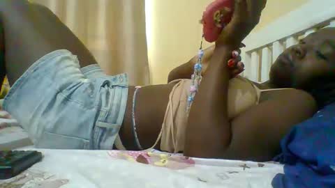 miss_atitude online show from 17, 9, 2025