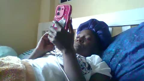 miss_atitude online show from 4, 10, 2025