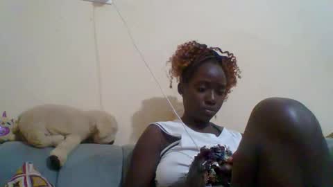 miss_atitude online show from 8, 10, 2025