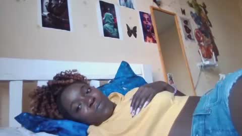 miss_atitude online show from 5, 11, 2025