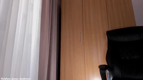 Ivy online show from 12, 1, 2026