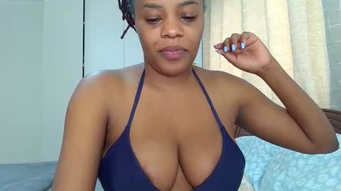 Snapshot of miss_candy7 chatting on 11, 11, 2025 Candy online show from 11, 11, 2025