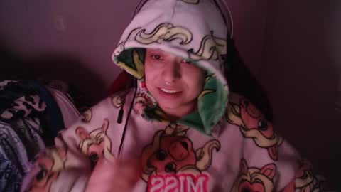 Miss Carmila online show from 3, 11, 2025