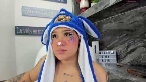 Snapshot of miss_danika chatting on 30, 10, 2025 Danika online show from 30, 10, 2025