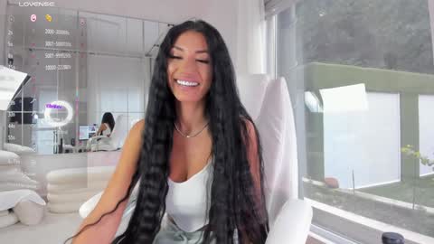 miss_diamond__ online show from 26, 11, 2025