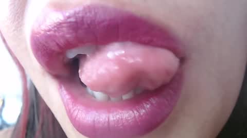 Miss Evoleth online show from 5, 12, 2024