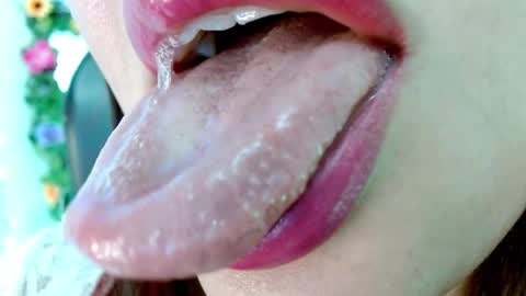 Miss Evoleth online show from 8, 2, 2025