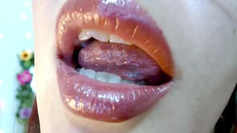 Miss Evoleth online show from 9, 2, 2025