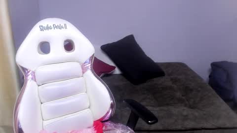 miss_foxxy_ online show from 12, 11, 2025