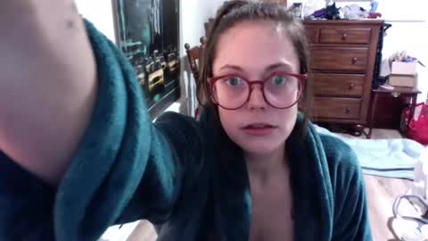 Miss Frosty online show from 28, 2, 2025