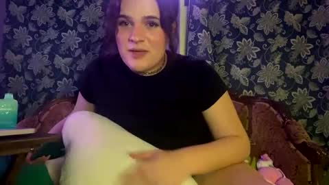 miss_honeypotpie online show from 5, 2, 2026