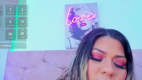 Snapshot of miss_horney chatting on 23, 9, 2025 miss_horney online show from 23, 9, 2025