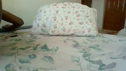 kiki online show from 2, 12, 2025