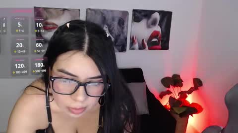 Snapshot of miss_laiila chatting on 22, 3, 2026 Laila online show from 22, 3, 2026