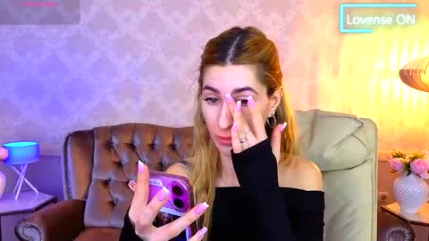   online show from 1, 11, 2025