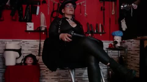 Mistress Miranda online show from 9, 11, 2025